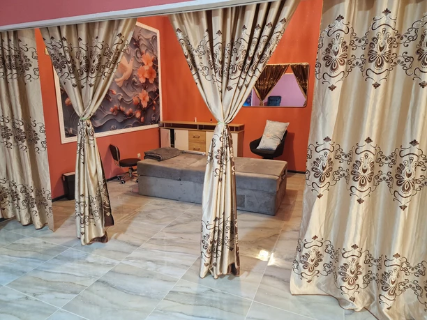 Viet_Nails_Katrin_Jester (5).jpg