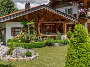 05_Ferienhaus-Alpenblick-Mittenwald-2048x1576px_01