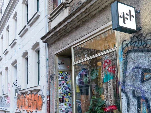 Sleeve++ Außenansicht – Vintage und Vinyl im Leipziger Osten Sleeve++ Außenansicht – Vintage und Vinyl im Leipziger Osten