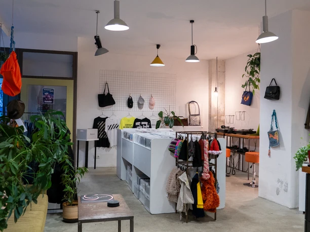Retail Sleeve++ in the east of Leipzig