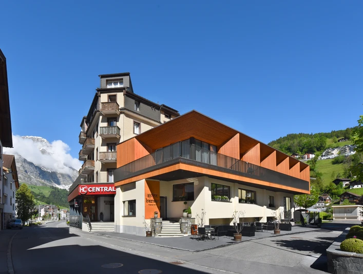 Willkommen im Hotel Central