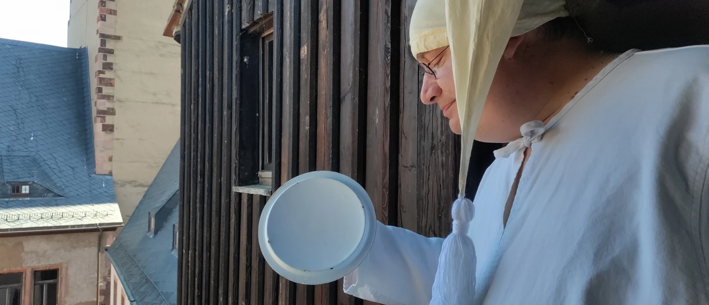 Drauf geschissen Schloss Rochlitz_Antje Krahnstoever.jpg