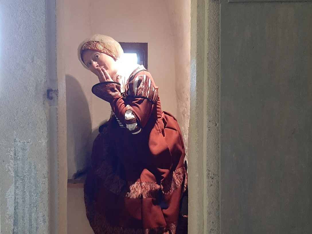 Führung Das große Klugscheißen Schloss Rochlitz Führung Das große Klugscheißen Schloss RochlitzGuided tour of Rochlitz CastleProhlídka zámku Rochlitz s průvodcemZwiedzanie zamku Rochlitz z przewodnikiemRondleiding door kasteel RochlitzVisita guidata al castello di Rochlitz