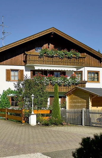 Haus Westseite mit Eingang