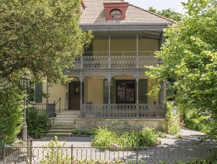 1. Hauptbild Aussenansicht Villa Sonnenberg.jpg