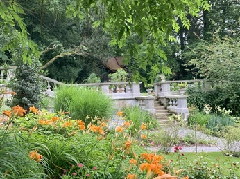 7. Garten Villa Sonnenberg.jpg