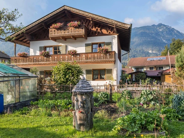 83371965-f124-43a8-a3b6-25d91294aa2c_3000x