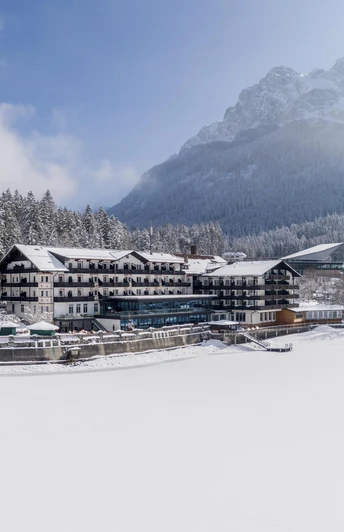 Eibsee Hotel im Winter