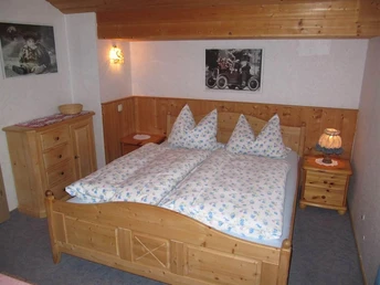 Fewo-Schlafzimmer-neu