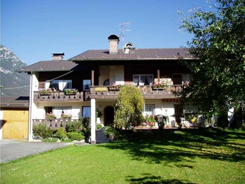 Wohnung Zugspitze im Nebenhaus 1. Stock und DG