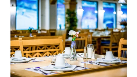 Wirtshaus-SnowWorld-Bispingen.jpg Restaurant SnowWorld Bispingen