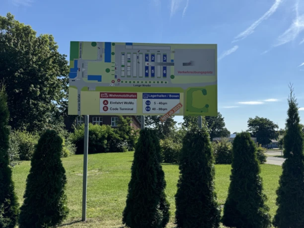 Wohnmobilstellplatz im HAMMERSTEIN Park Wesendorf Wohnmobilstellplatz im HAMMERSTEIN Park Wesendorf