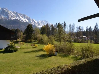 Ausblick zur Wettersteinmassiv