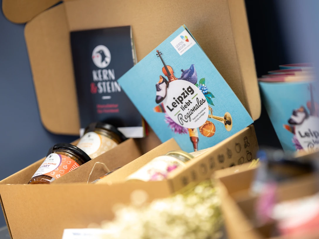 Tourist-Information Leipzig - Regionale Produkte aus Leipzig Sammlung regionaler Produkte die in der TI erworben werden können.