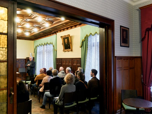 Edvard-Grieg Begegnungsstätte Leipzig - Museen in Leipzig Der originalgetreu restaurierte Grieg-Saal ist ein Höhepunkt unter den Leipziger Kammersälen.