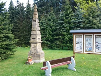 Obelisk George Bähr Wanderweg