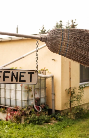 Besenwirtschaft am Wegesrand in Niederau