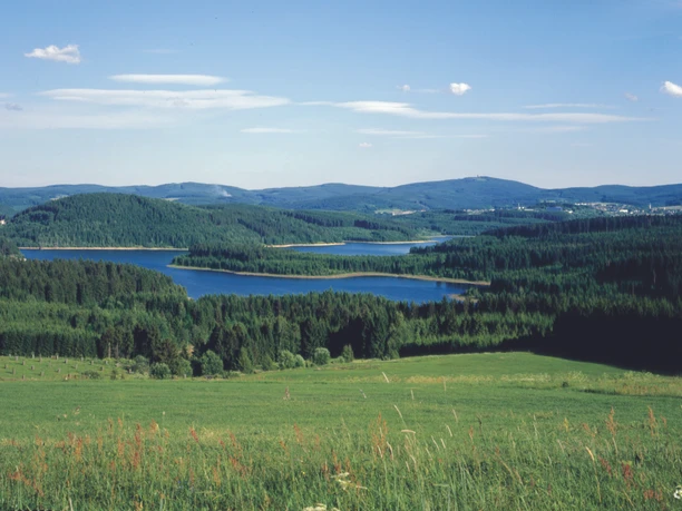 Talsperre Eibenstock mit Auersberg von Hundshübel aus