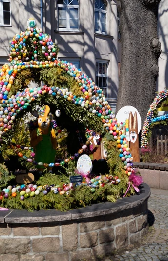 Osterbrunnen in Thalheim/Erzgebirge