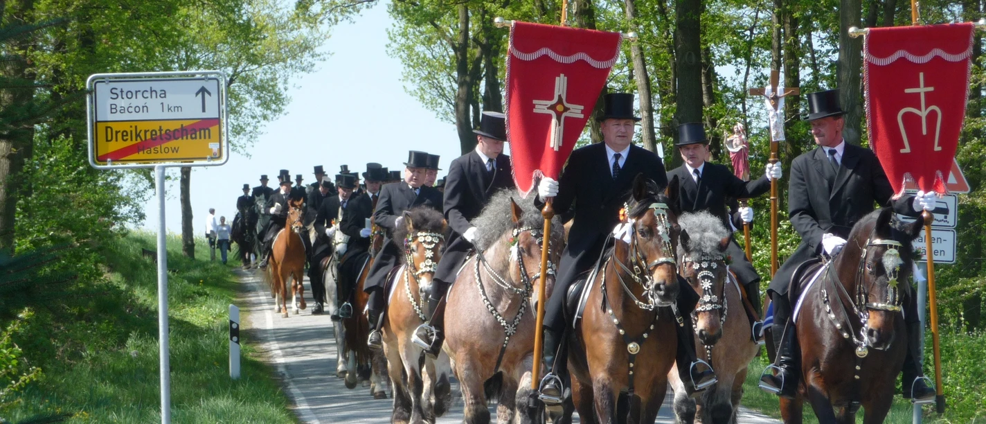 Osterreiter in Dreikretscham