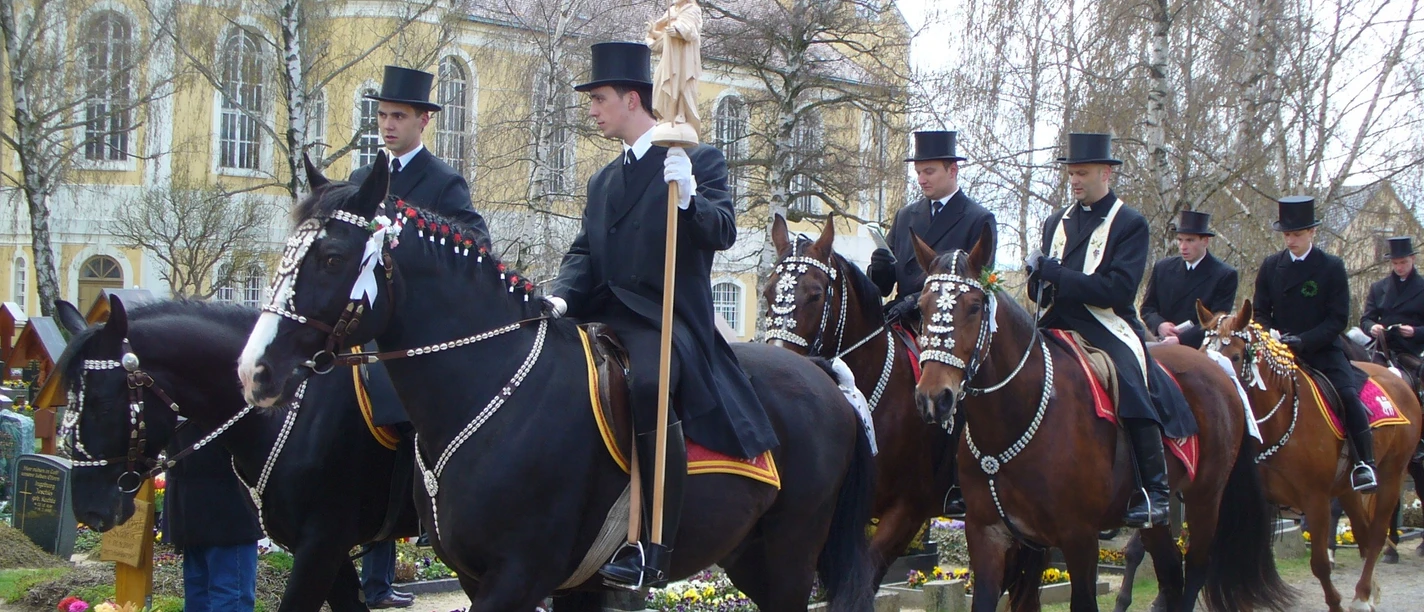 Panschwitzer Osterreiter in Crostwitz
