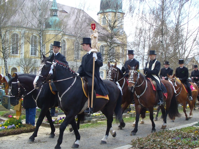 Panschwitzer Osterreiter in Crostwitz