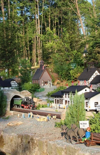 Miniaturwelt "Rentners Ruh" - Thalheim im Kleinformat