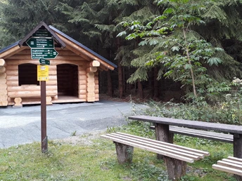 Schutzhütte "Sechs Wege"