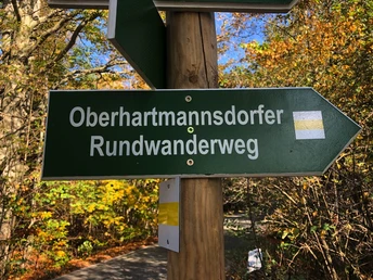 Markierung Wanderweg Oberhartmannsdorf
