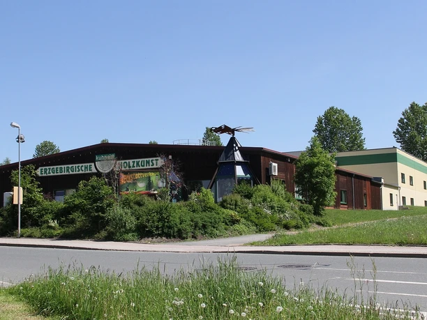 Außenansicht der Drechslerei Kuhnert in Rothenkirchen