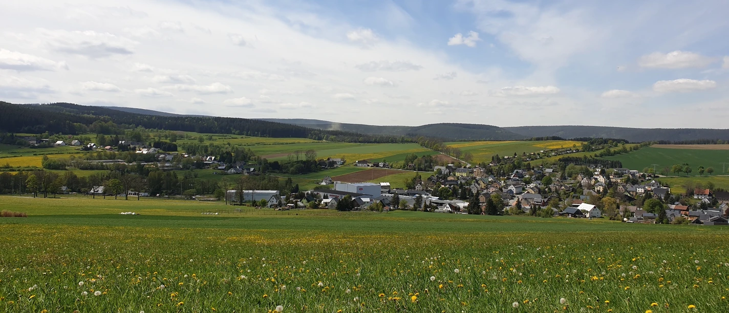 Blick vom Schießberg Richtung Markersbach / Rundwanderweg Crottendorf