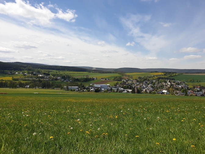 Blick vom Schießberg Richtung Markersbach / Rundwanderweg Crottendorf