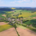 Blick über die liebliche Landschaft des Vogtländischen Mühlenviertels