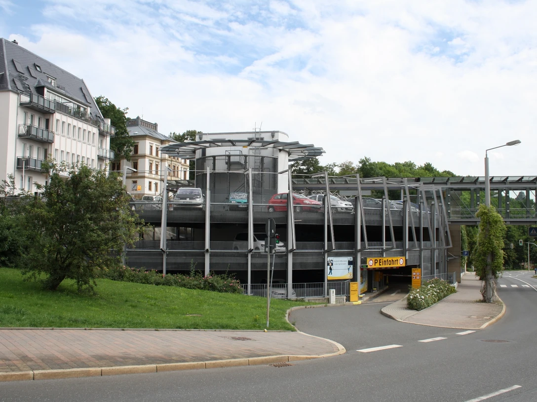 Außenansicht Parkhaus Stadtgalerie "Parkpalette"