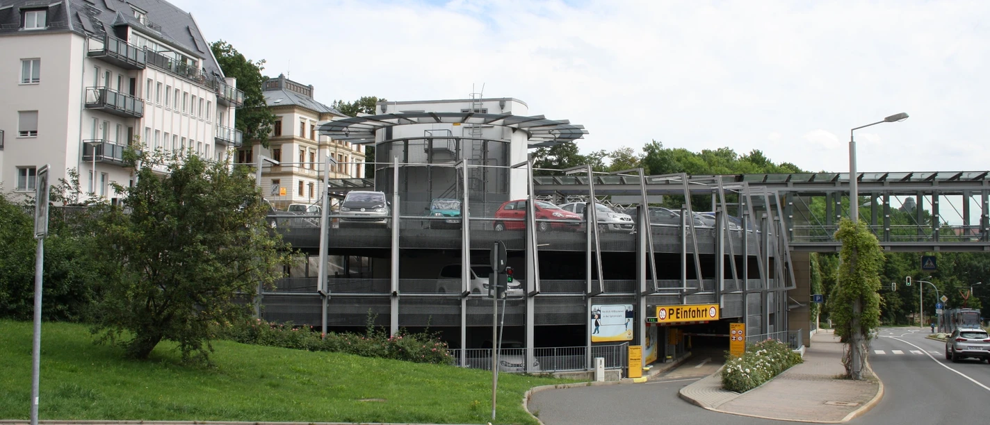 Außenansicht Parkhaus Stadtgalerie "Parkpalette"