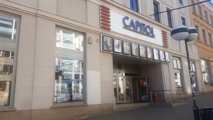 Haupteingang Capitol Kino