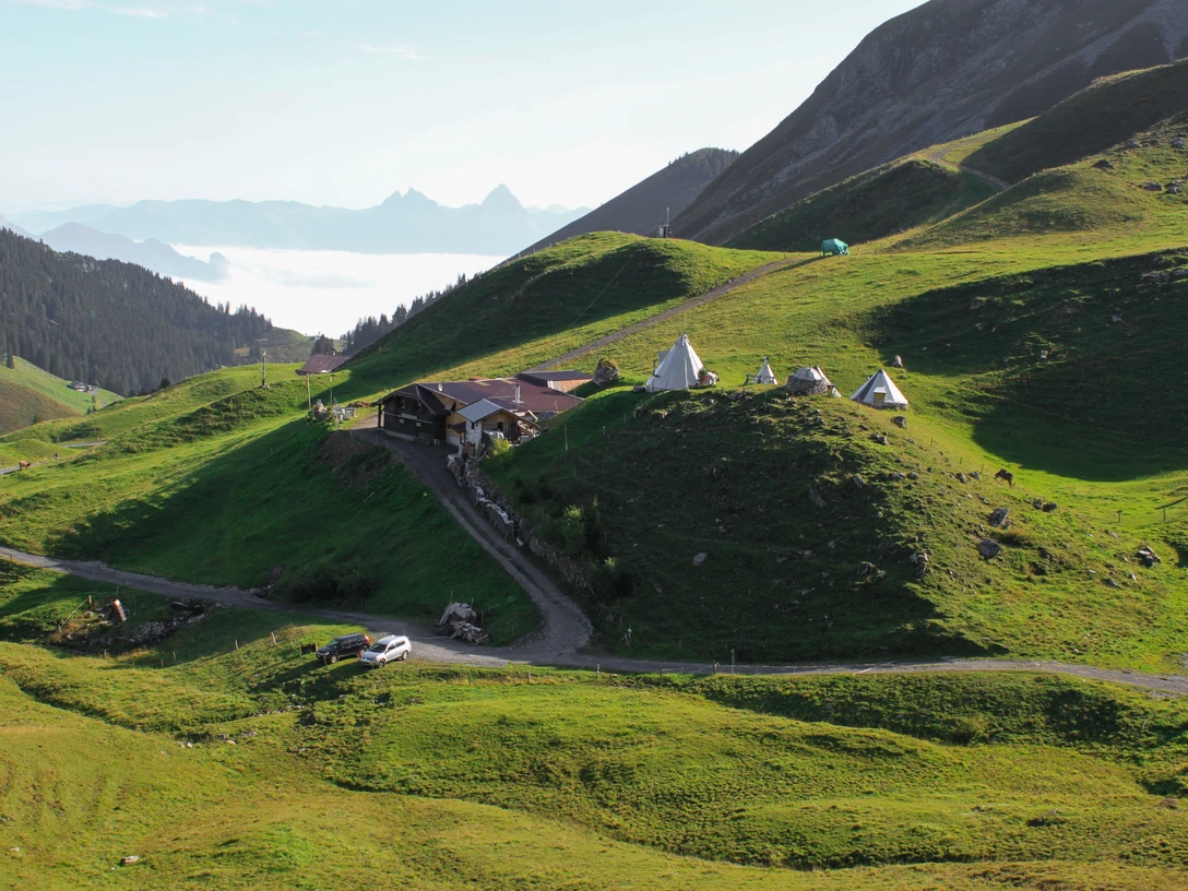 Tipi Village Biel Klewenalp