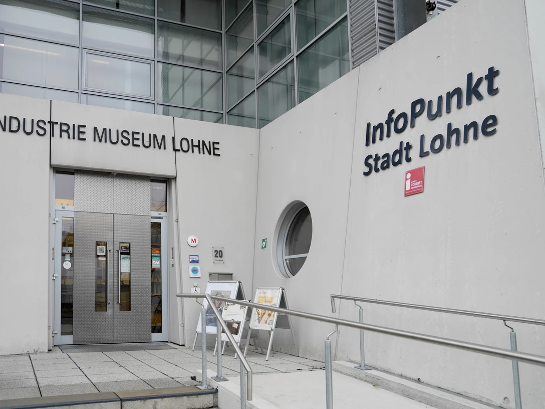 Infopunkt Stadt Lohne Infopunkt Stadt LohneInfo point town of LohneInfopunkt i byen LohneInfopunt stad Lohne