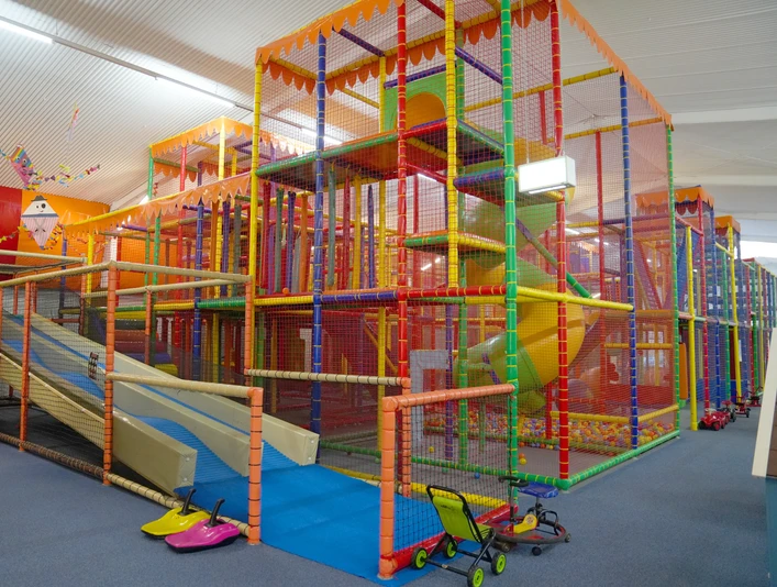 Molli Bär Spielpark Molli Bär SpielparkMolli bear play parkMolli bjørn legeparkMolli beer speelpark