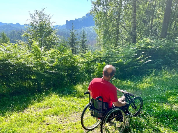 Aussicht vom Oberen Steinbruchweg zu den Affensteinen