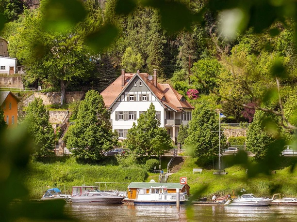 Herzlich willkommen in der Villa Elbufer