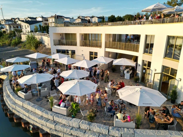 Freisitze am Hafentheater HAIN