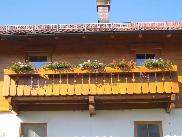 Haus mit Balkon