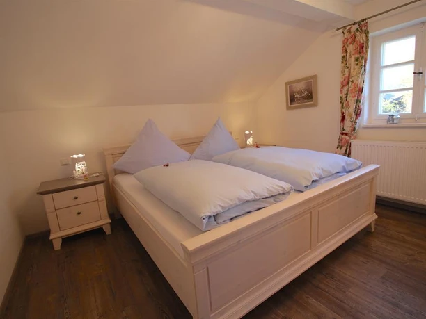 ALPENSCHLOSS Schlafzimmer