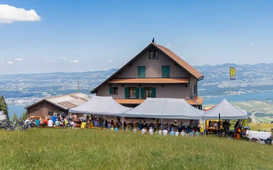 Begegnung am Berg Altendorf, Jahr 2023, Skiclubhütte Altendorf