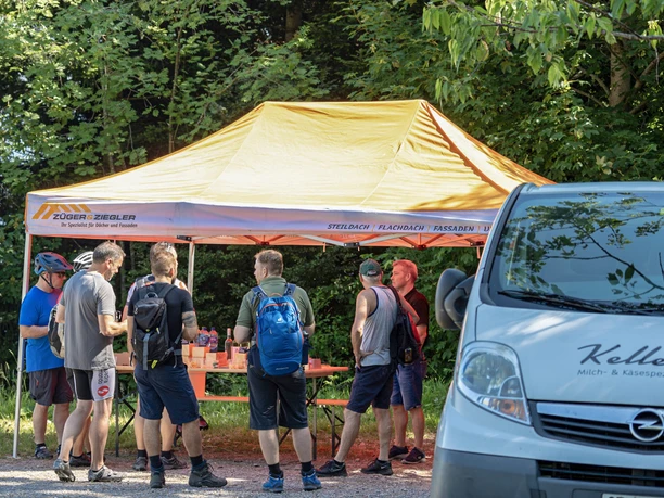 Begegnung am Berg Altendorf, Jahr 2023, Stand Käserei Keller