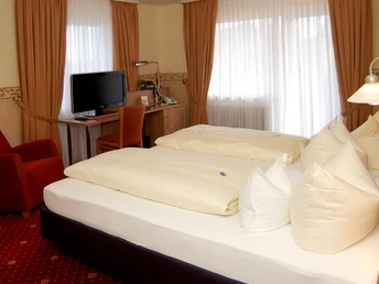 Doppelzimmer 24m² Beispiel