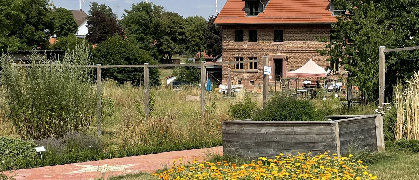 Naturwirtschaftaußen.JPG