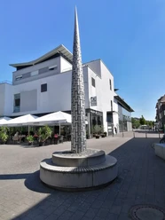 Honsel Statue blauer Stadtplatz Meschede