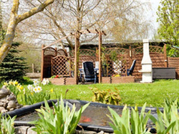 Garten mit Terrasse Garten mit Terrasse
